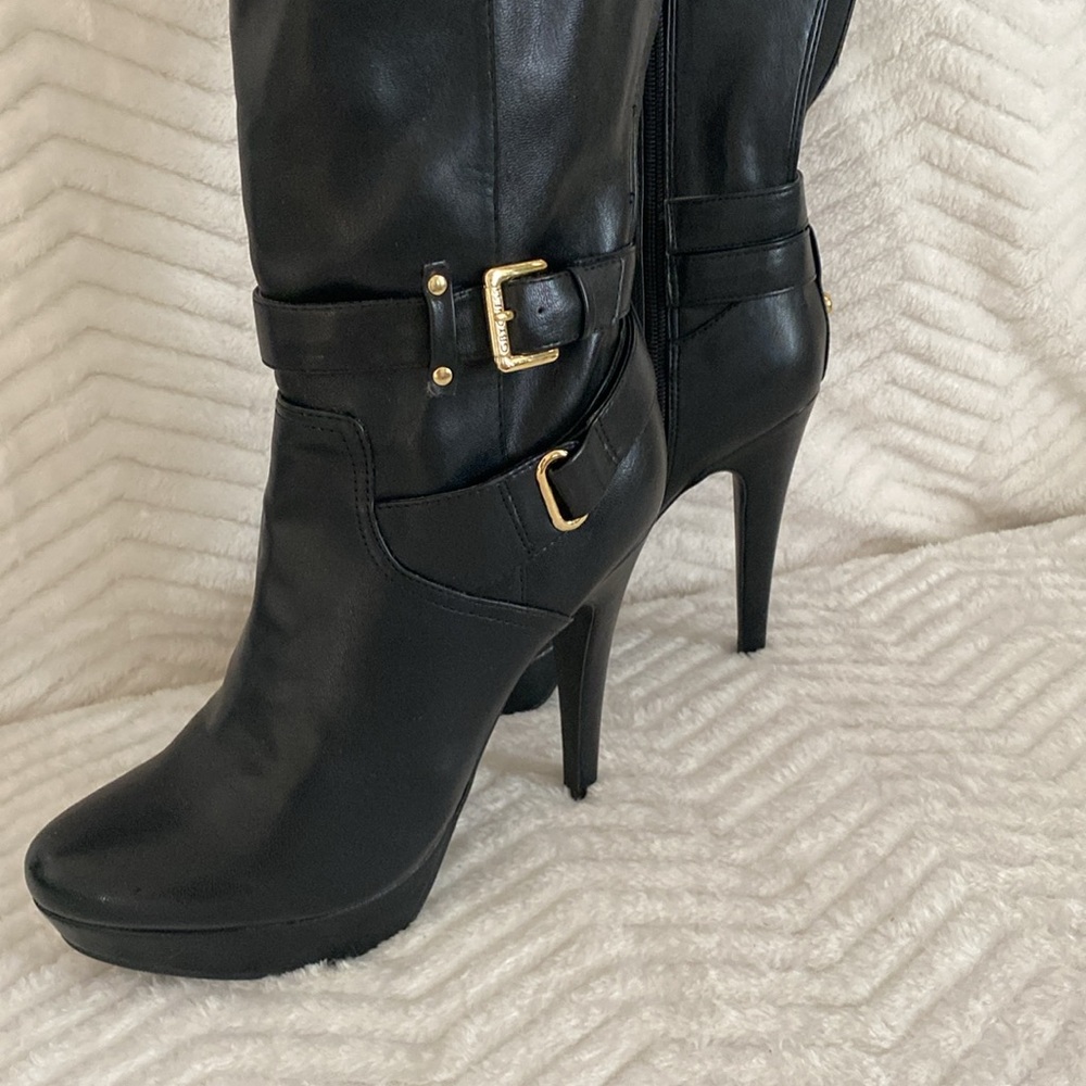 New Guess knee-high boots in Vegan leather